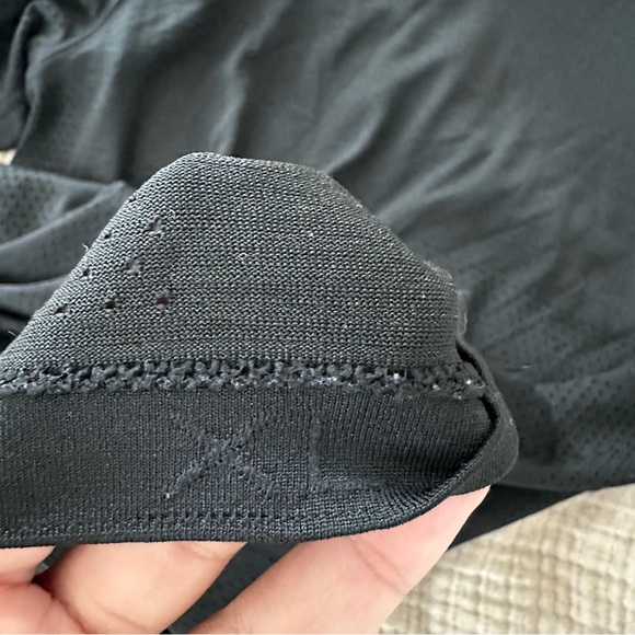 Lululemon Men's Metal Vent Tech Short Sleeve - Picture 5 of 5